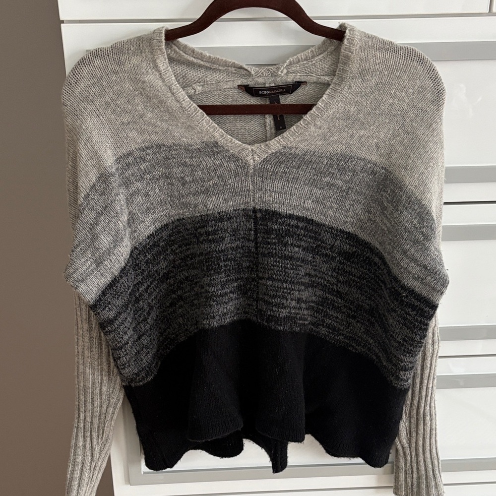 BCBGMaxAzria Striped V-Neck Sweater in Gray and Black